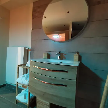 Ni Vu Ni Connu Casa vacanze