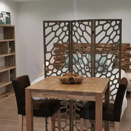 Ni Vu Ni Connu בית נופש